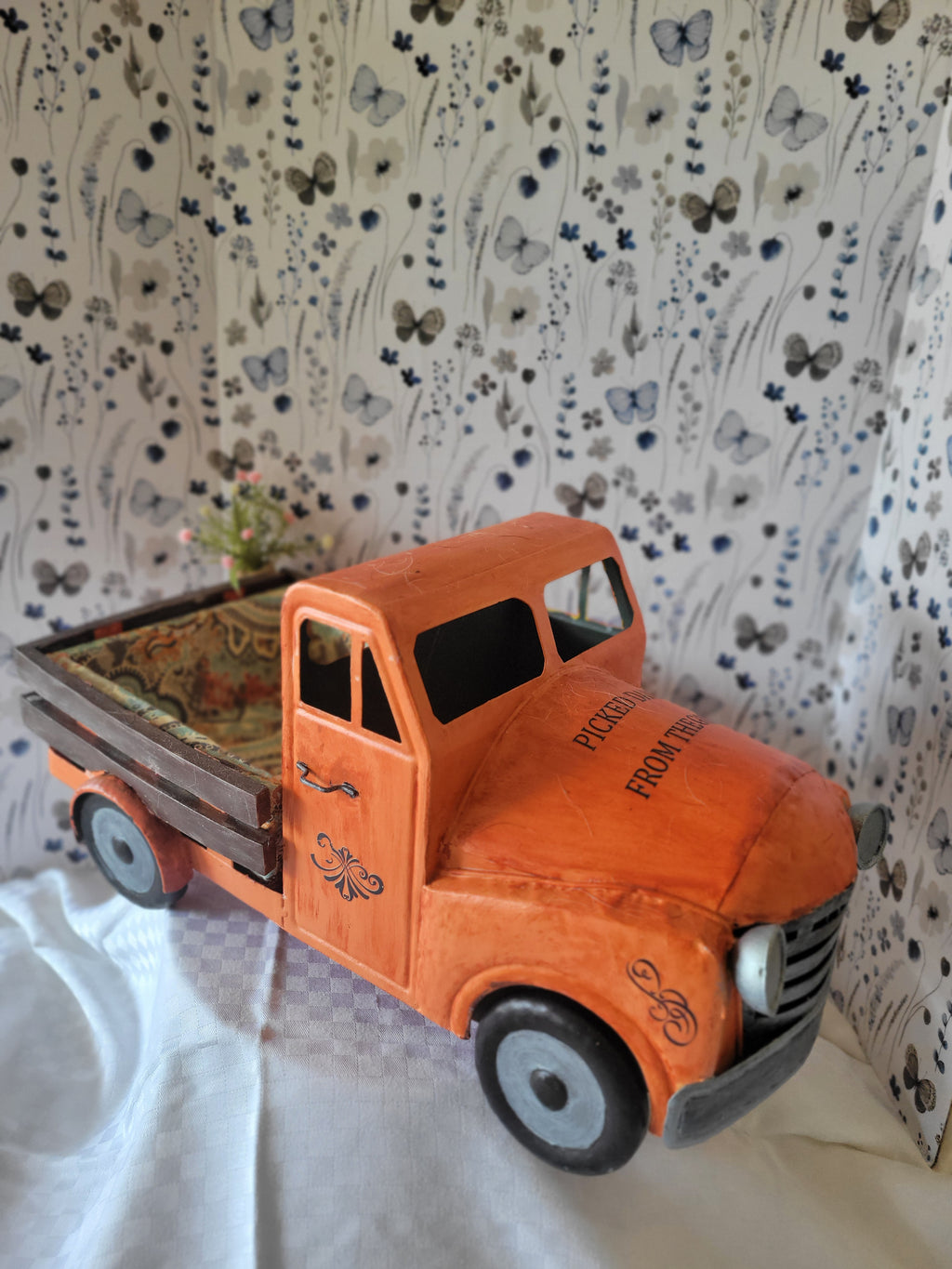 SOLD OUT Farm Truck w/Removable Fabric Box