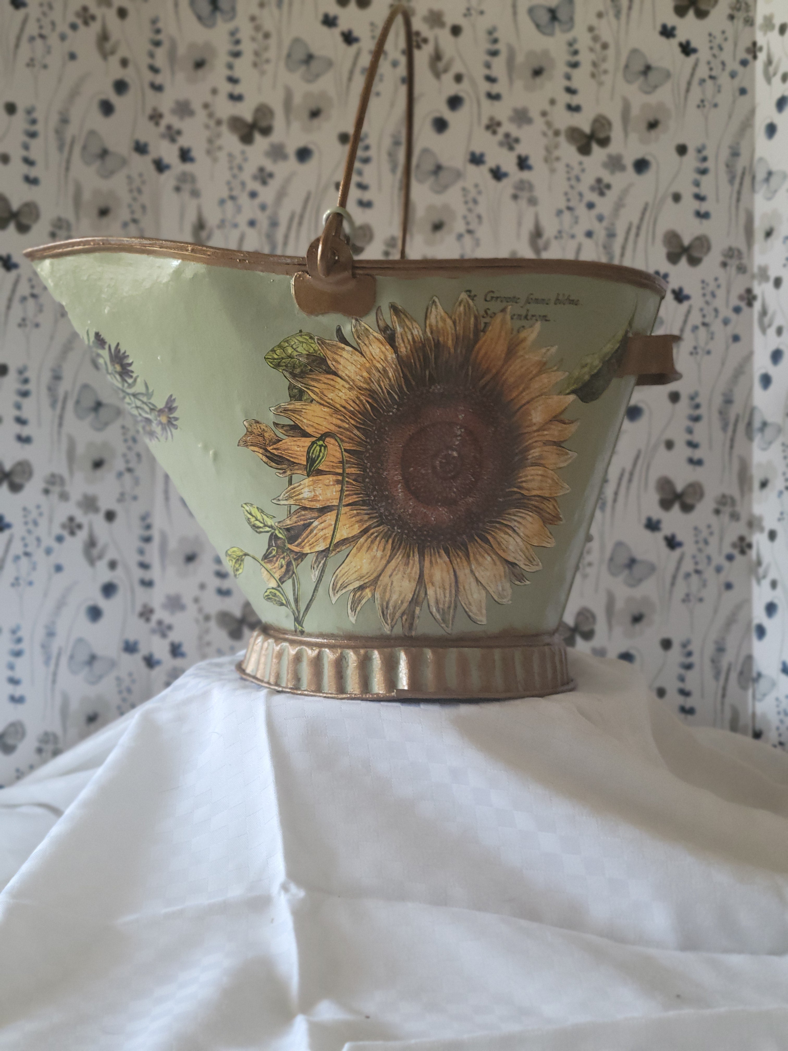 Vintage Floral Coal Bucket